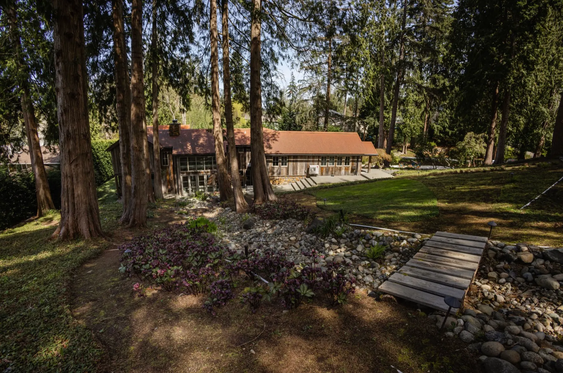 Garden cabin